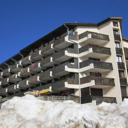 Apartment Renove 4 Pers Au Pied Des Pistes, Proche Commerces, Esf Et Luge - Fr-1-297-117