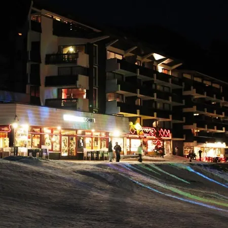 Renove 4 Pers Au Pied Des Pistes, Proche Commerces, Esf Et Luge - Fr-1-297-117 * Auris