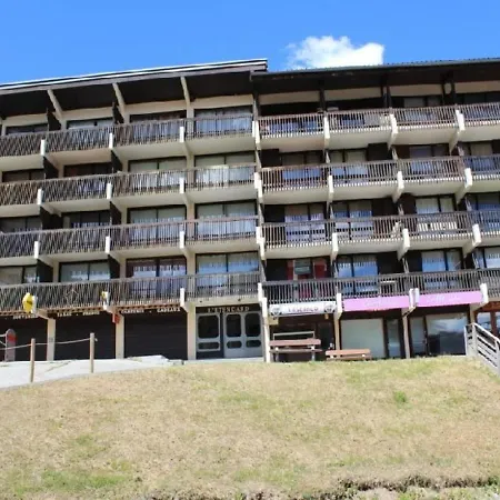 Renove 4 Pers Au Pied Des Pistes, Proche Commerces, Esf Et Luge - Fr-1-297-117